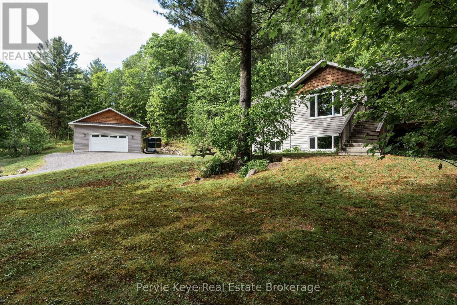 595 Clearwater Lake Road, Huntsville, Ontario  P0B 1L0 - Photo 1 - X13443626