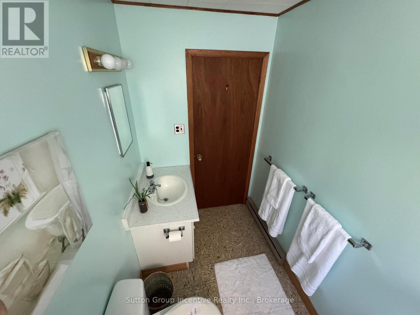 1017 Goldfinch Court, Gravenhurst, Ontario  P0E 1G0 - Photo 13 - X13443636