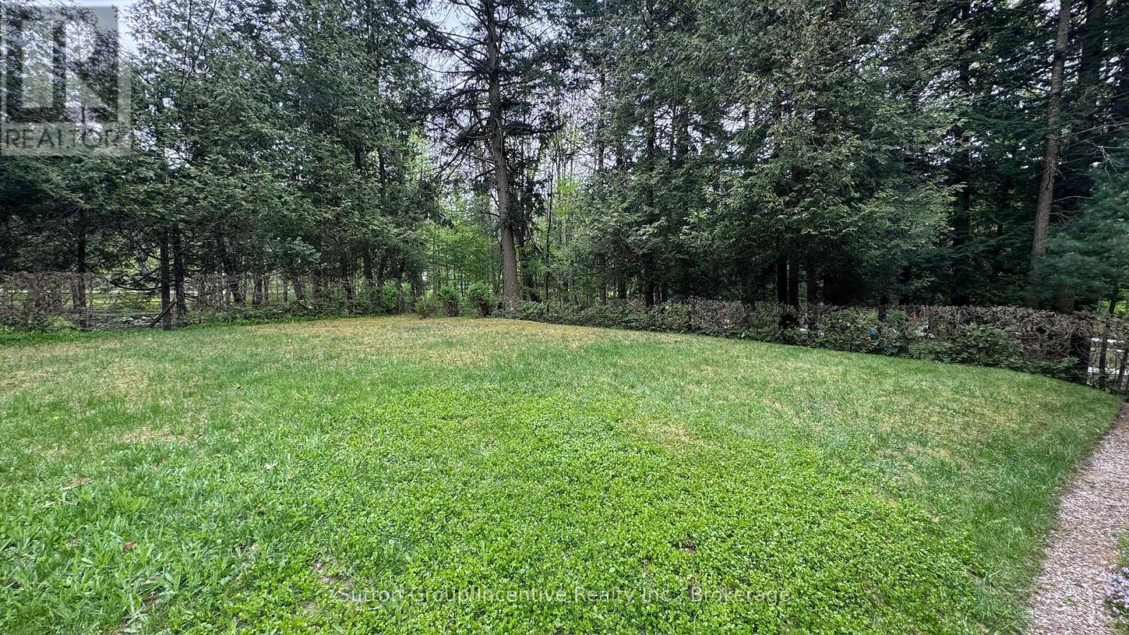 1017 Goldfinch Court, Gravenhurst, Ontario  P0E 1G0 - Photo 21 - X13443636