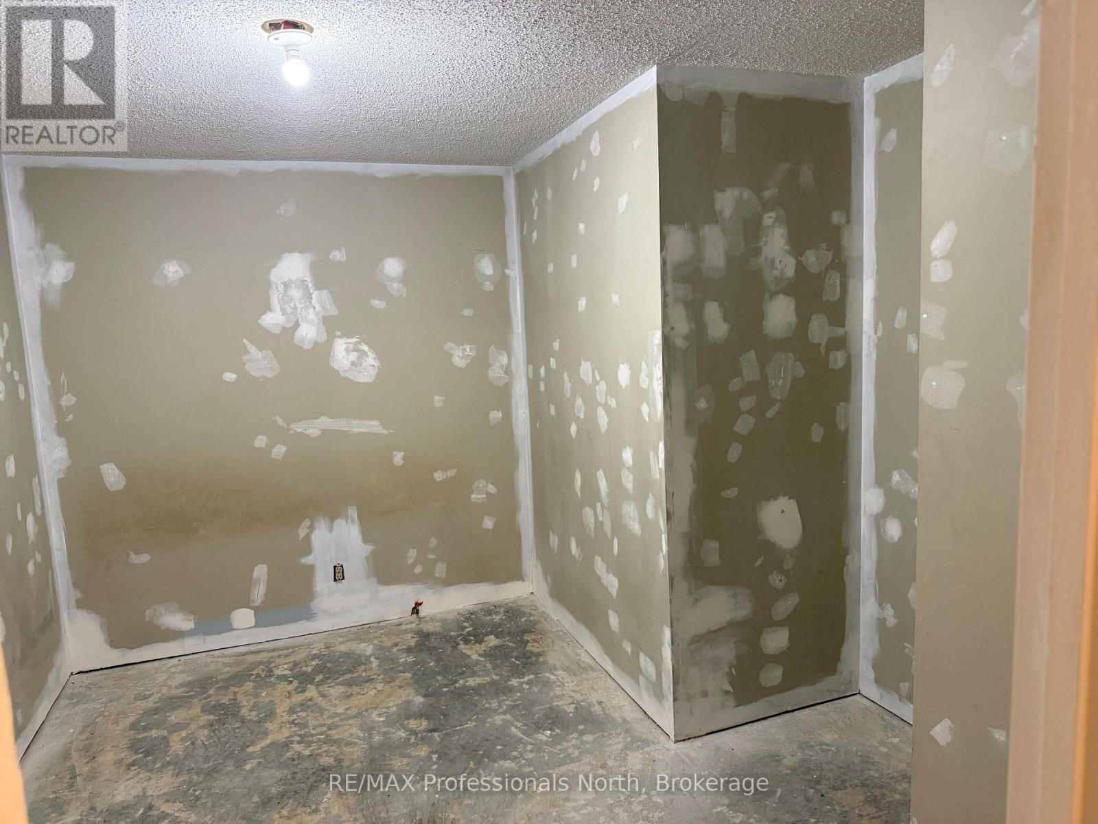 37 Spruce Drive S, Huntsville, Ontario P0B 1L0 - Photo 20 - X13444428
