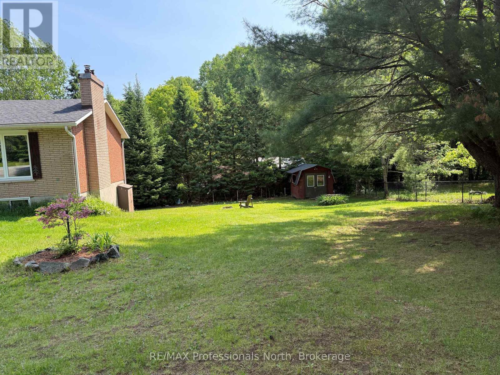 37 Spruce Drive S, Huntsville, Ontario P0B 1L0 - Photo 3 - X13444428