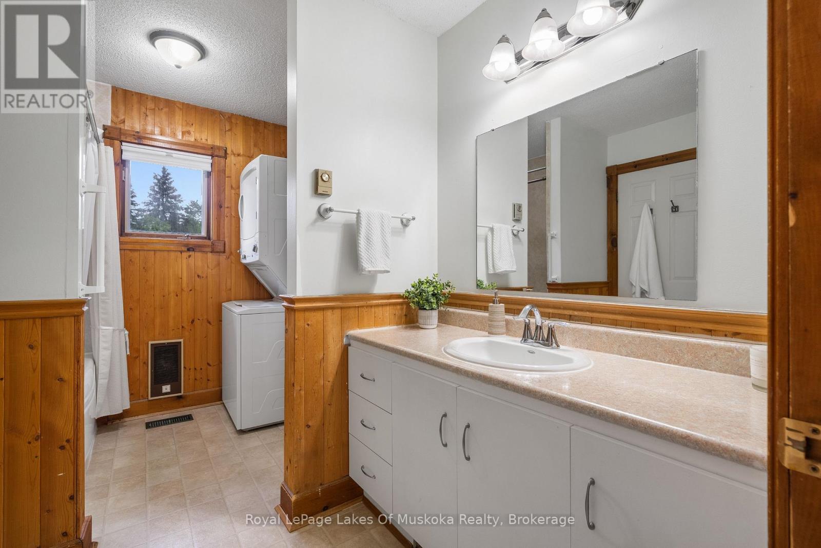625 Old North Road, Huntsville, Ontario  P1H 2J4 - Photo 21 - X13444870