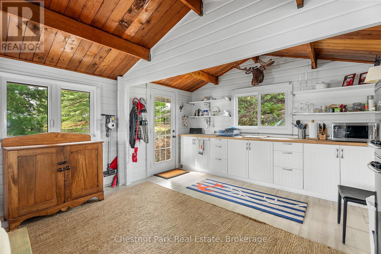 1 Helena Island, Gravenhurst, Ontario P1P 1R1 - Photo 10 - X13449104