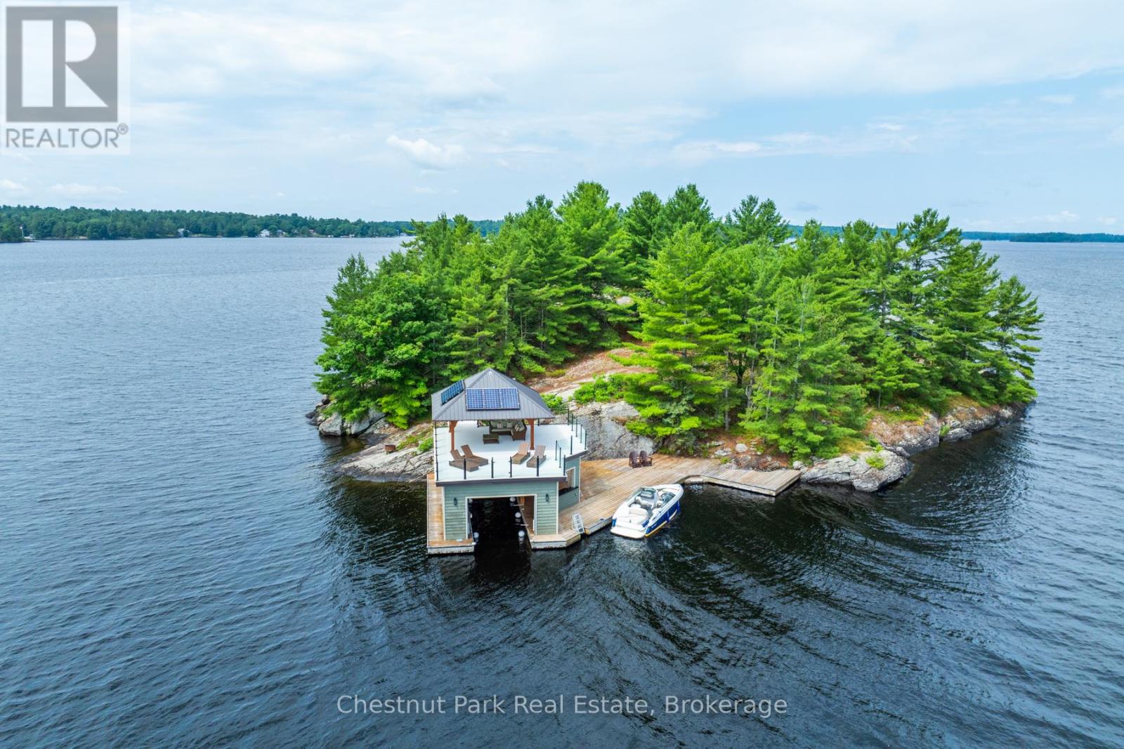 1 Helena Island, Gravenhurst, Ontario P1P 1R1 - Photo 2 - X13449104