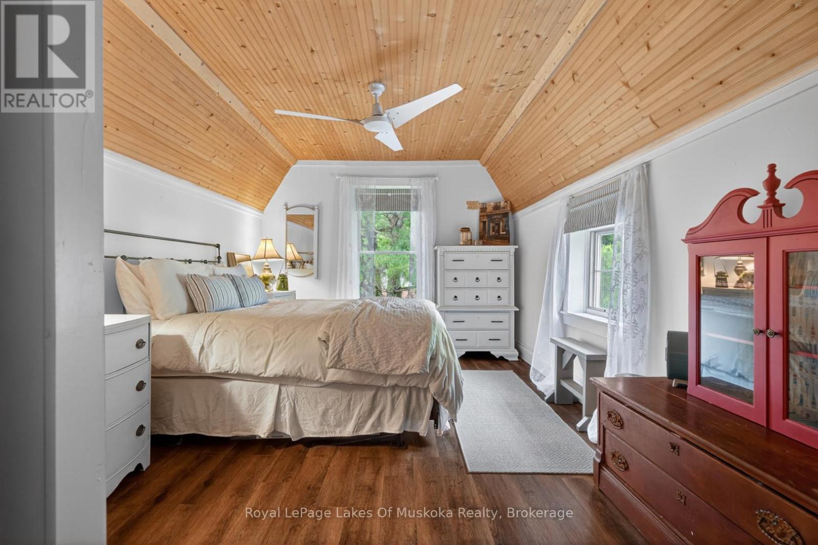 4 Spruce Street E, Lake Of Bays, Ontario P0B 1A0 - Photo 18 - X13449238