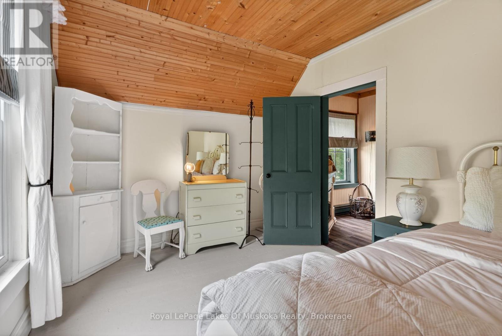 4 Spruce Street E, Lake Of Bays, Ontario P0B 1A0 - Photo 23 - X13449238