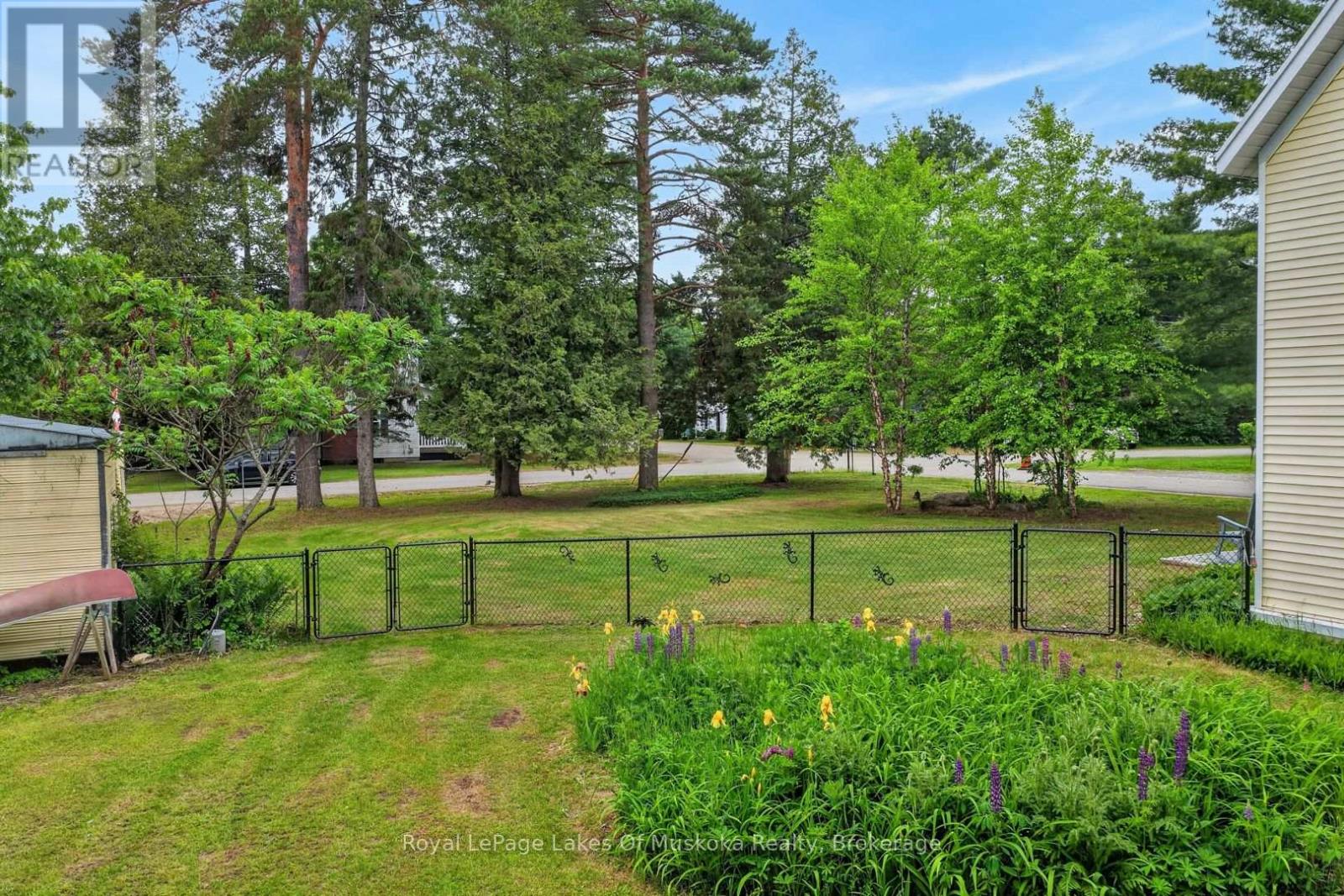 4 Spruce Street E, Lake Of Bays, Ontario P0B 1A0 - Photo 31 - X13449238