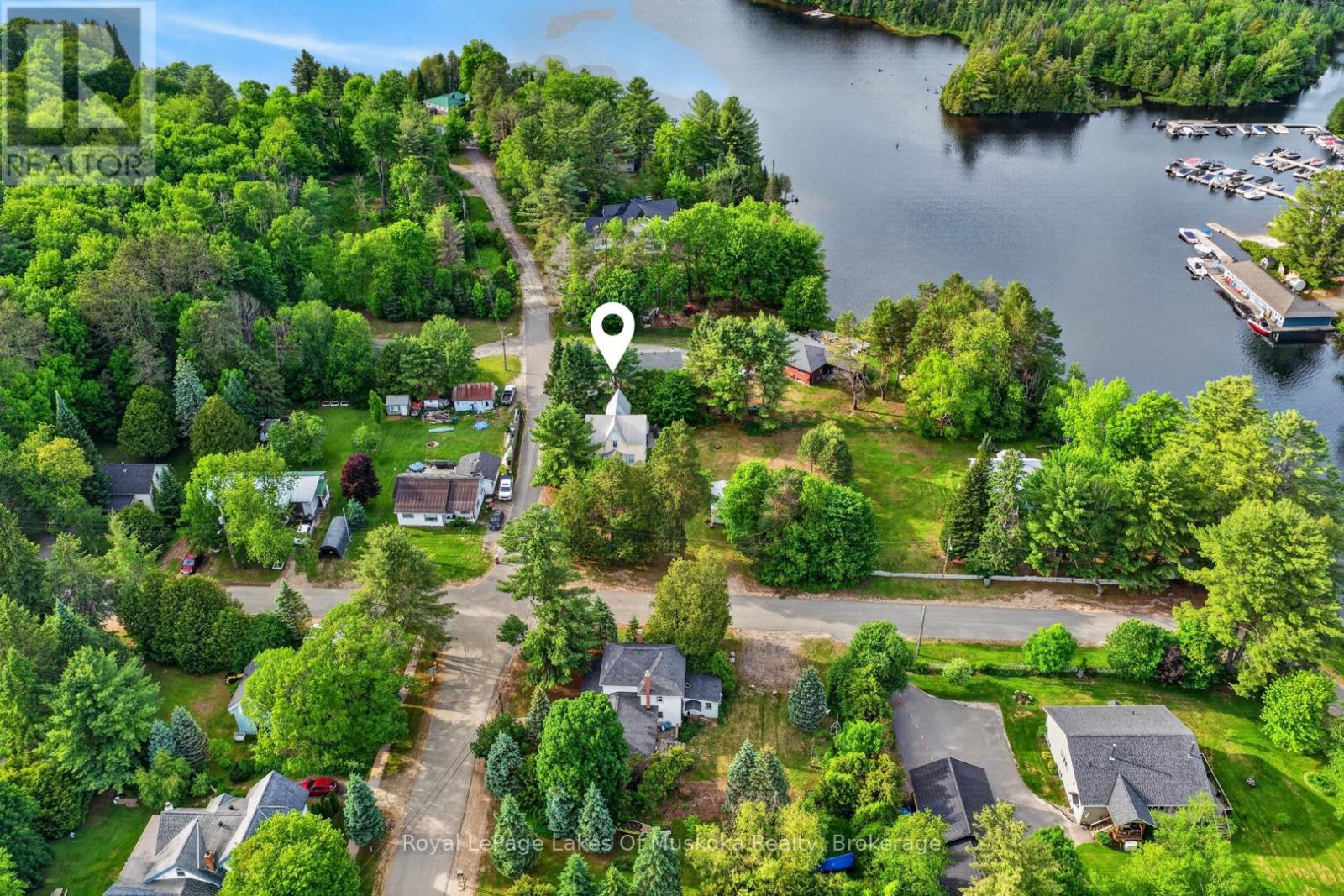 4 Spruce Street E, Lake Of Bays, Ontario P0B 1A0 - Photo 44 - X13449238