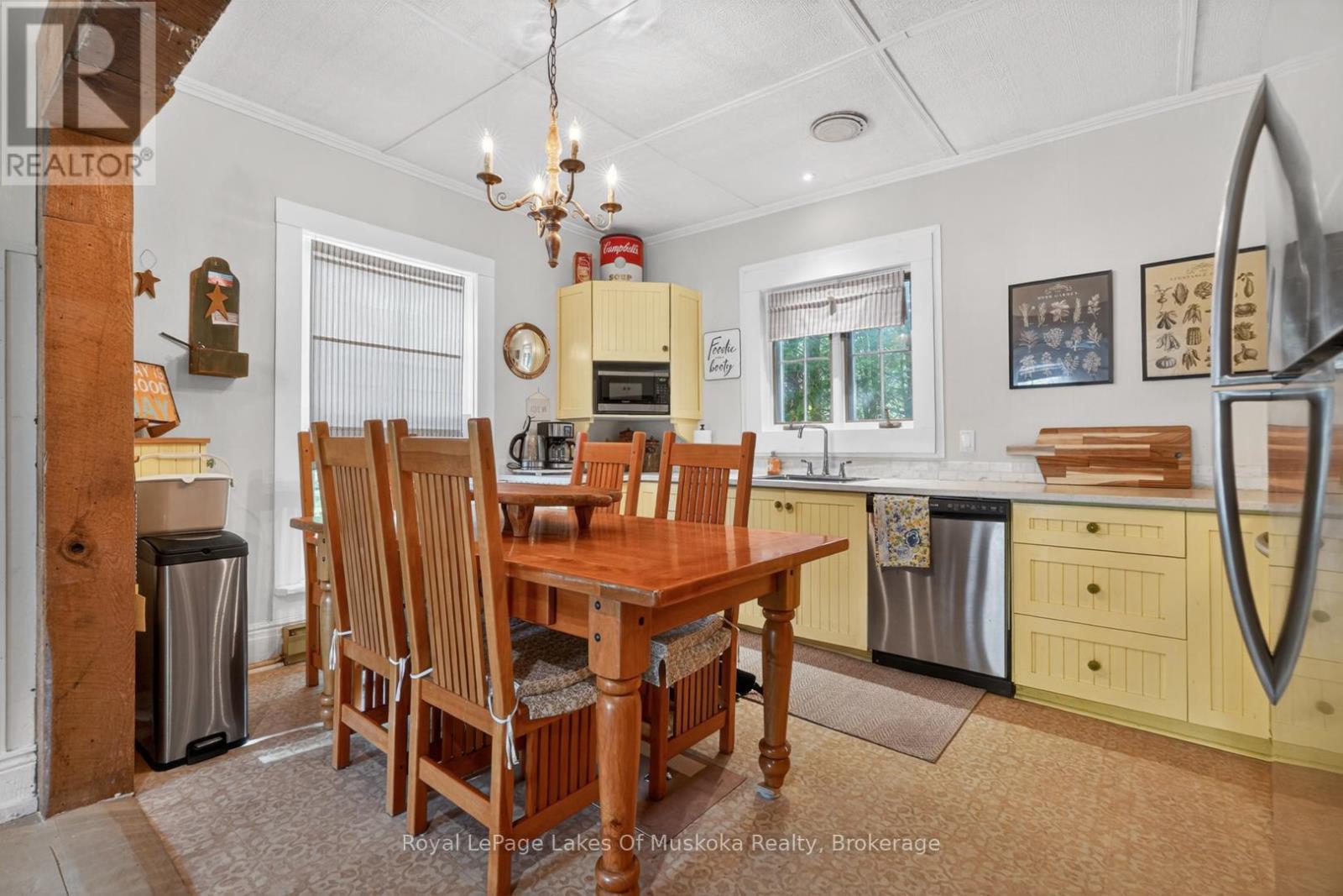 4 Spruce Street E, Lake Of Bays, Ontario P0B 1A0 - Photo 8 - X13449238