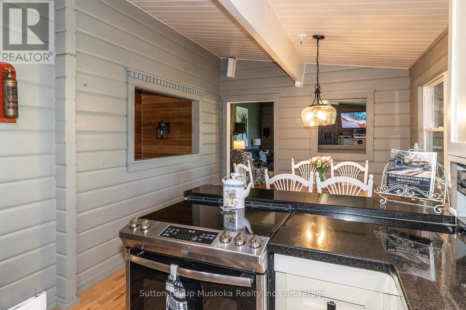 236 Hoodstown Road, Huntsville, Ontario P1H 2J2 - Photo 14 - X13451618