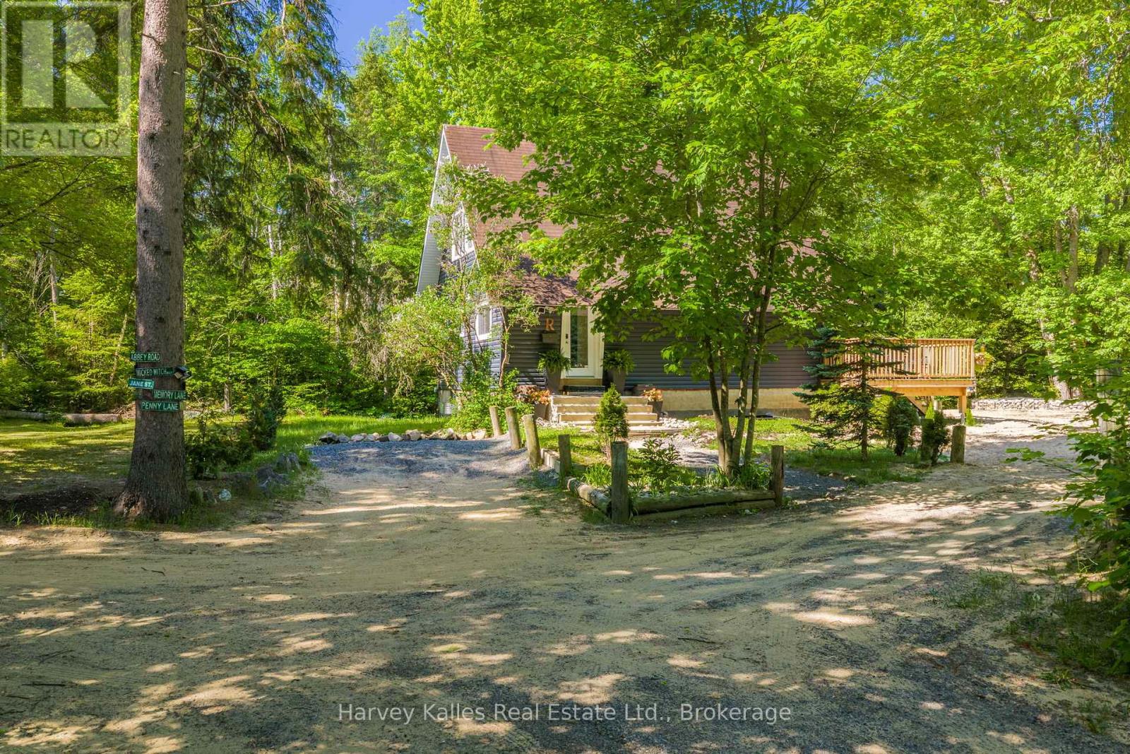 66 Robert Road E, Huntsville, Ontario P1H 2J4 - Photo 4 - X13452296