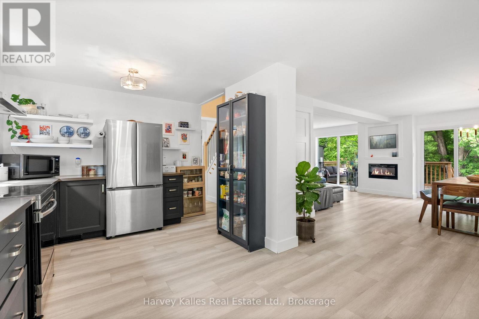 66 Robert Road E, Huntsville, Ontario P1H 2J4 - Photo 6 - X13452296