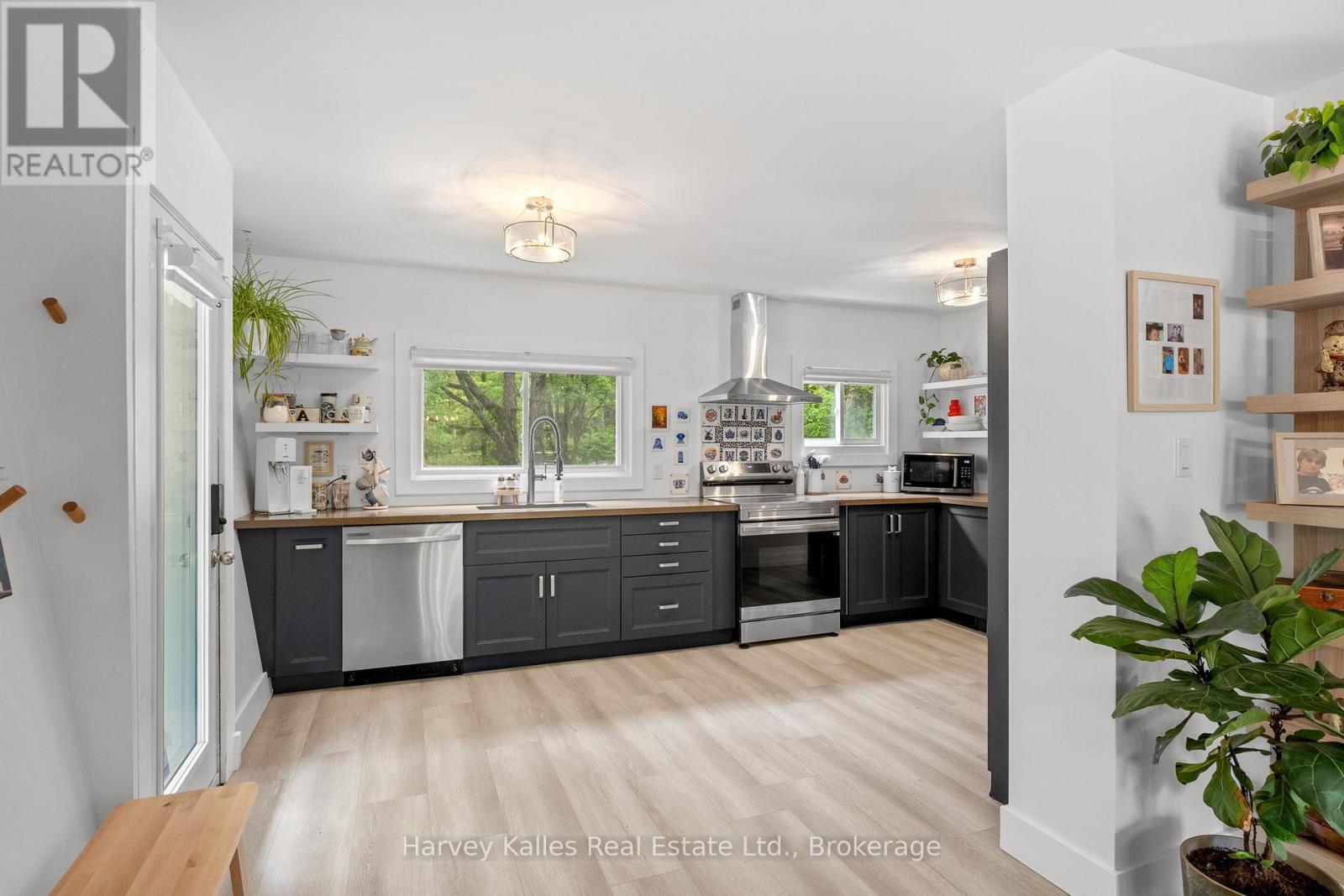 66 Robert Road E, Huntsville, Ontario P1H 2J4 - Photo 7 - X13452296
