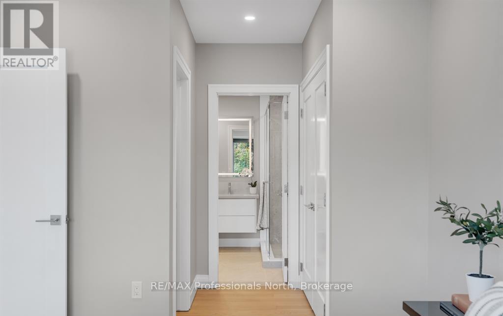 205 - 32 Brunel Road, Huntsville, Ontario P1H 1P5 - Photo 39 - X13453102