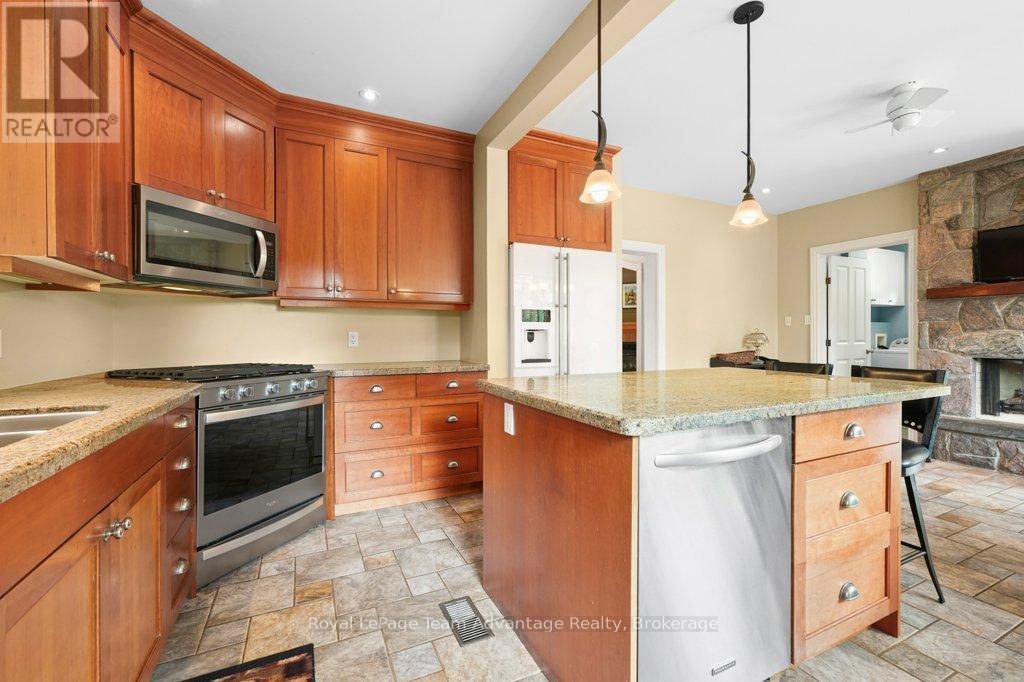 35 William Street, Parry Sound, Ontario  P2A 1V2 - Photo 13 - X13455420