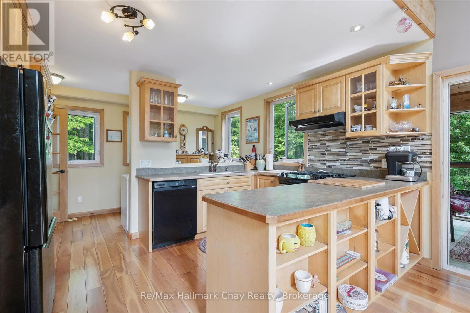 1497 Fox Point Road, Lake Of Bays, Ontario P0A 1H0 - Photo 8 - X13459608