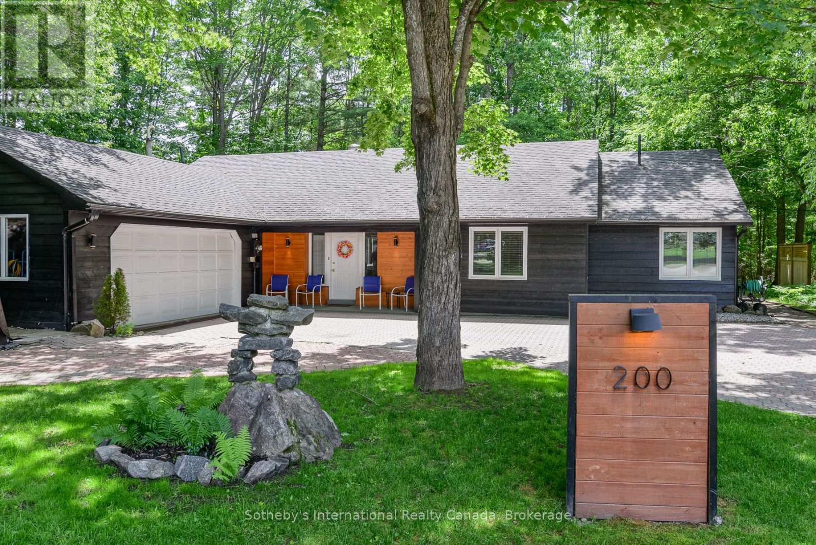 200 Tiffany Trail, Gravenhurst, Ontario  P1P 1A6 - Photo 1 - X13461052