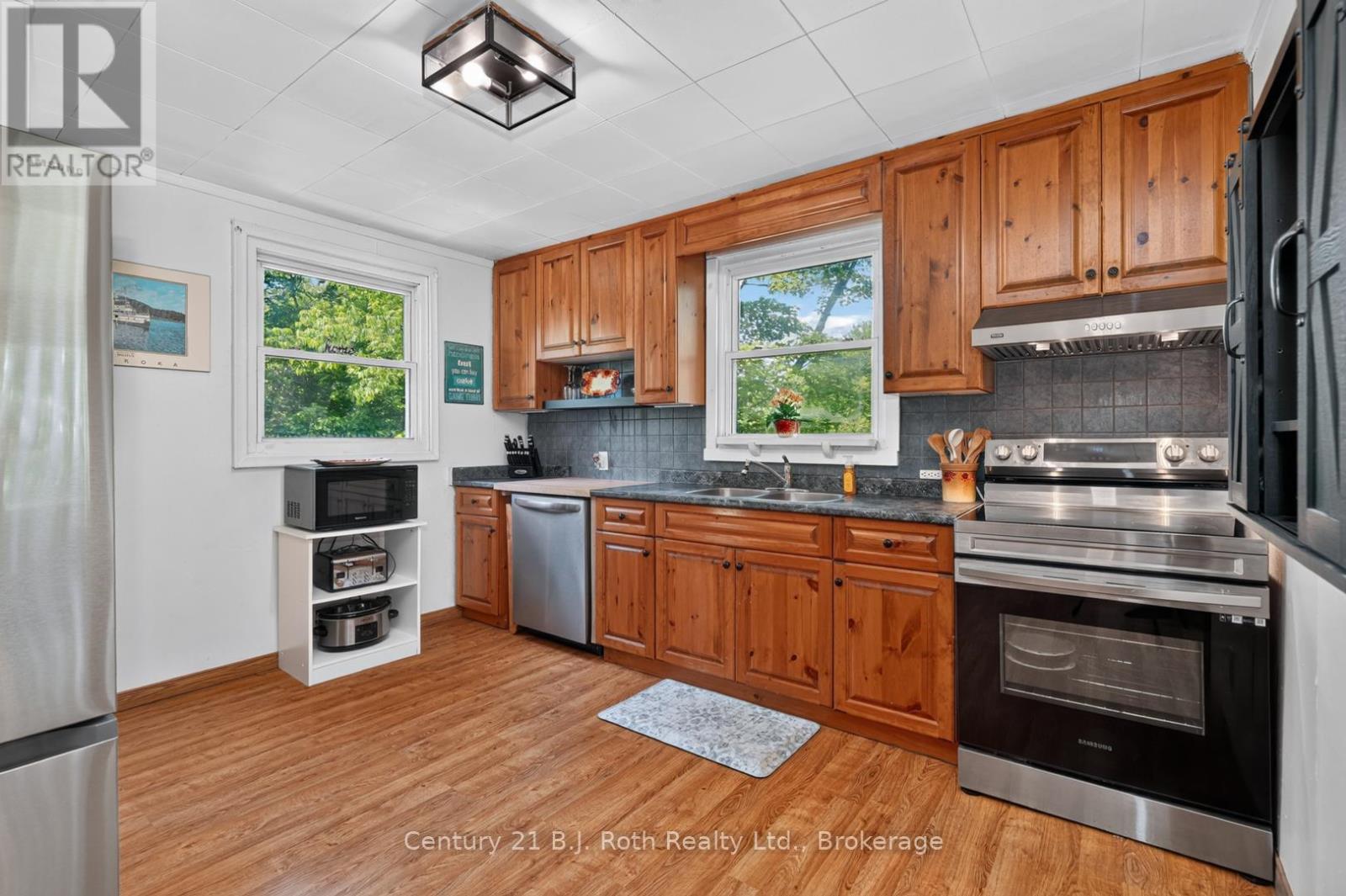 1020 Rosseau Lake Road 1, Muskoka Lakes, Ontario  P0B 1P0 - Photo 10 - X13462760