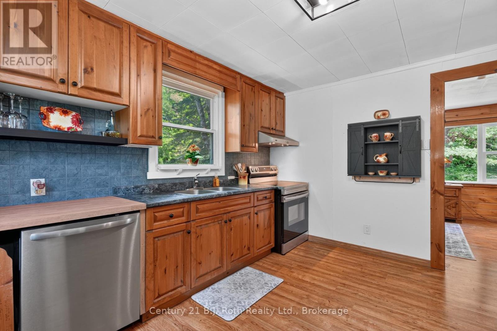 1020 Rosseau Lake Road 1, Muskoka Lakes, Ontario  P0B 1P0 - Photo 12 - X13462760