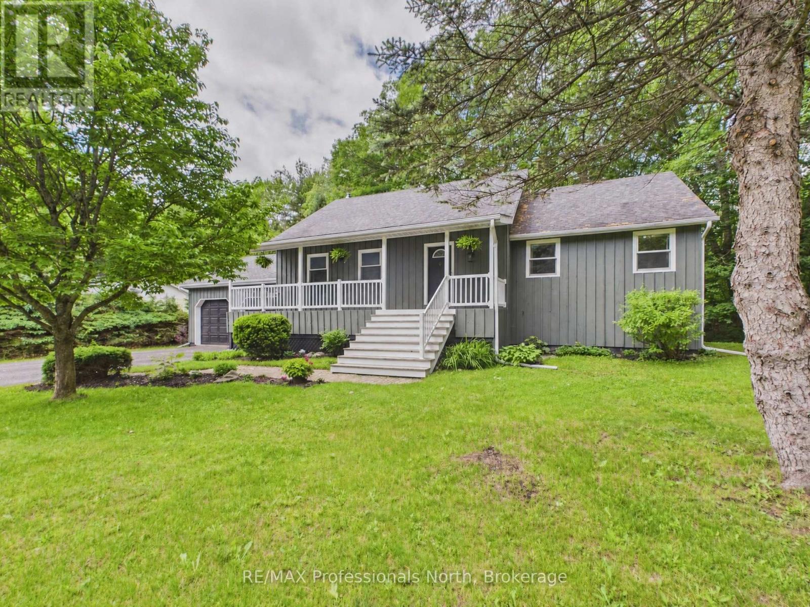 1130 Cedar Lane, Bracebridge, Ontario  P1L 1L5 - Photo 1 - X13465884