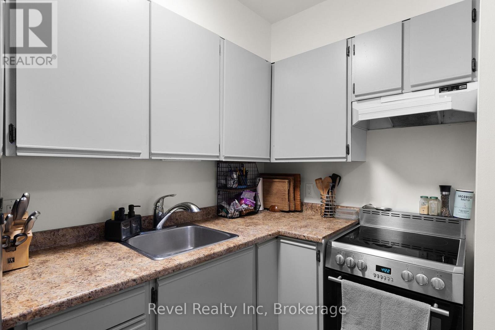 206 - 1 Georgian Bay Avenue, Parry Sound, Ontario  P2A 3B1 - Photo 1 - X13467172