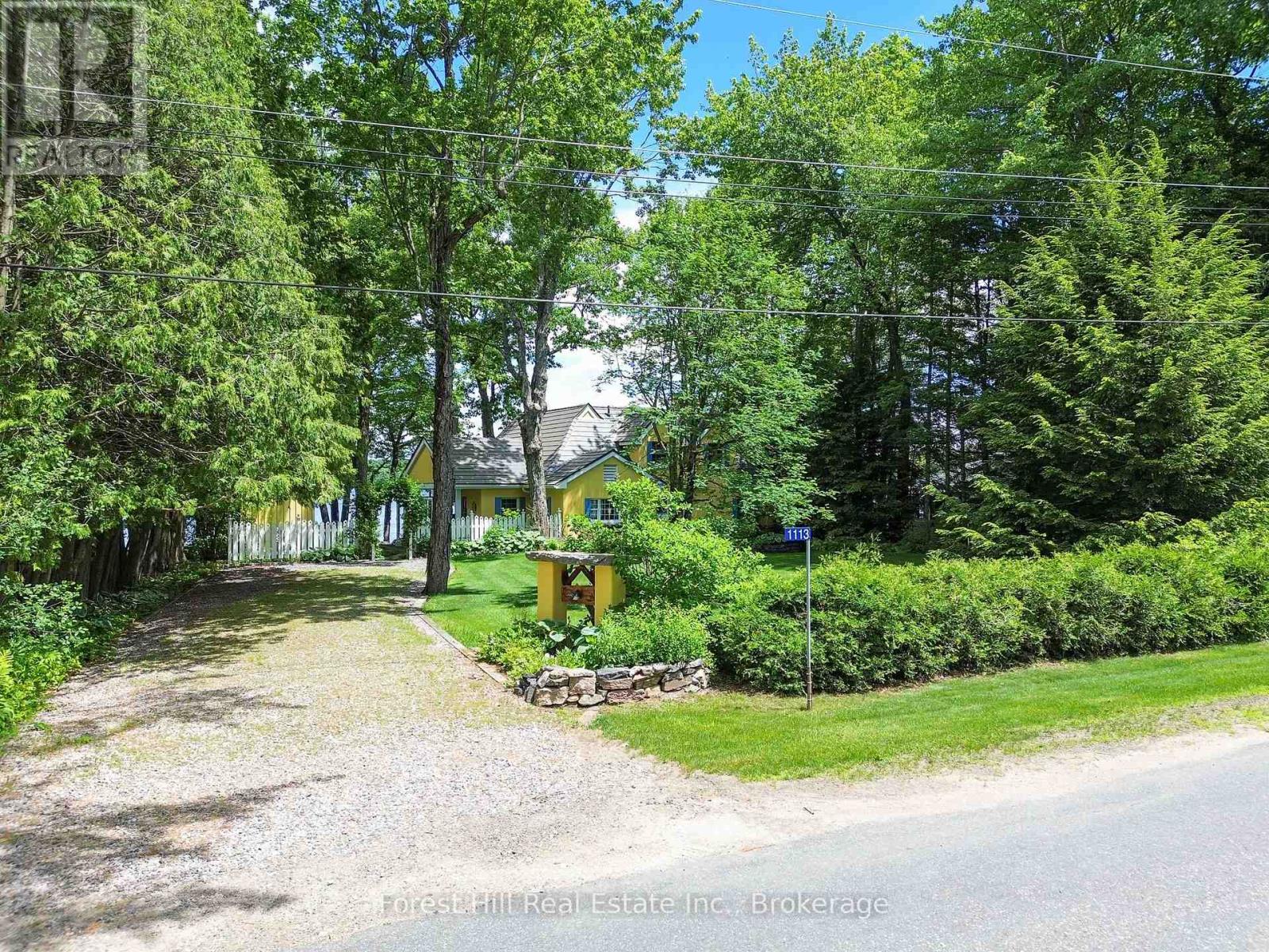 1113 Dudley Road, Muskoka Lakes, Ontario P0C 1A0 - Photo 1 - X13467632