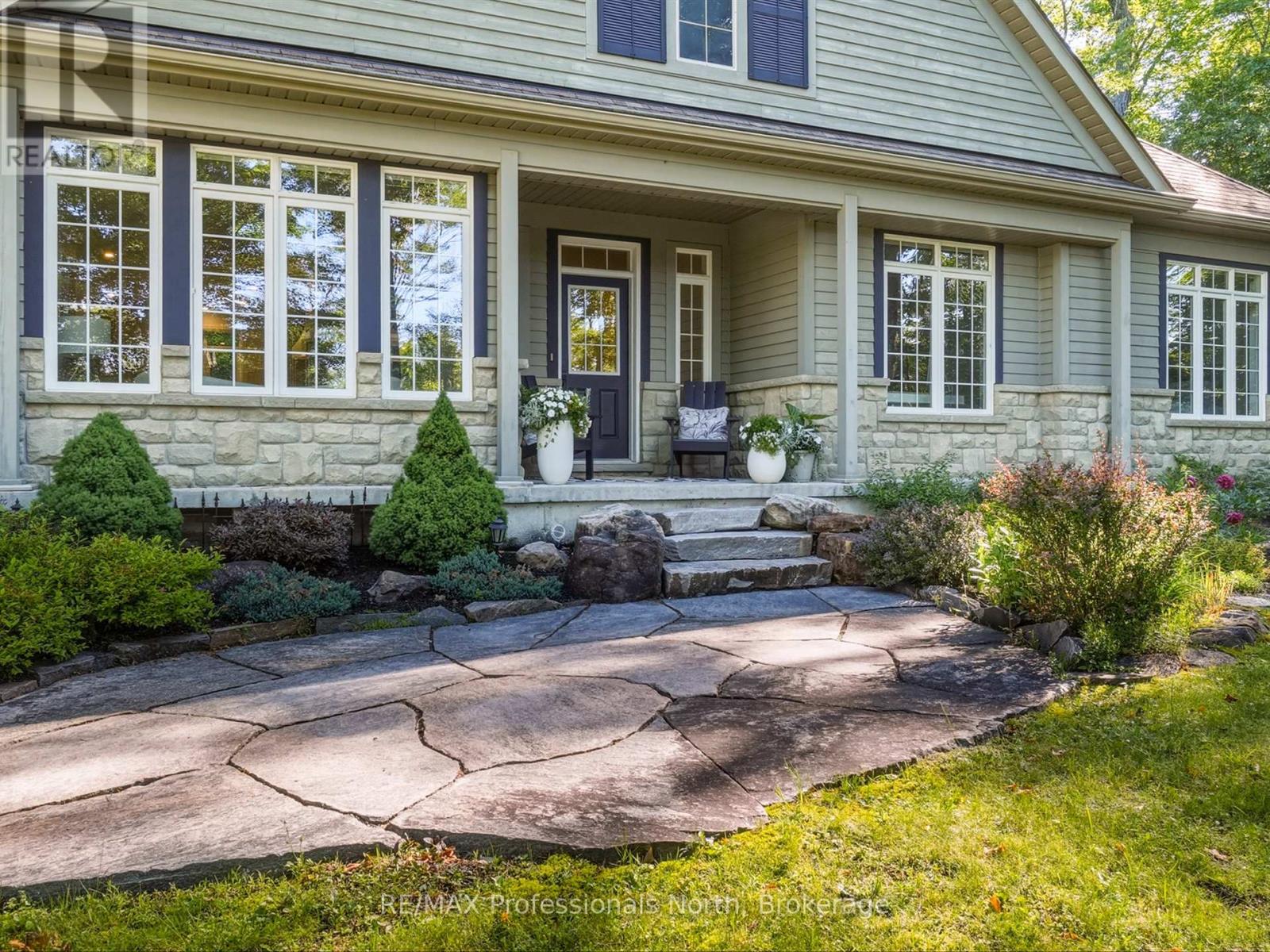 126 Deerfoot Trail, Huntsville, Ontario  P1H 0A8 - Photo 2 - X13471442