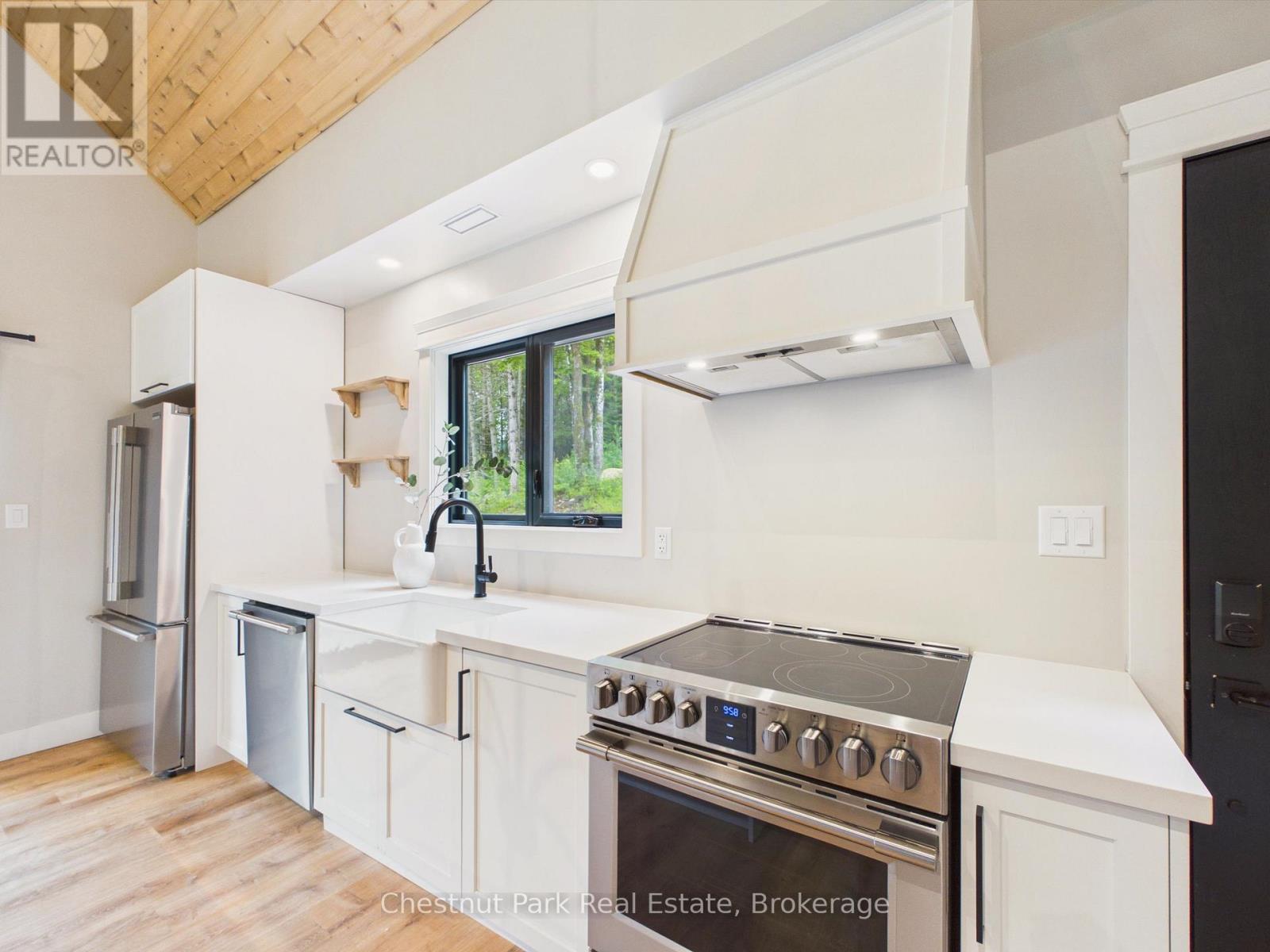 622 Fish Lake Road, Huntsville, Ontario P1H 2J6 - Photo 12 - X13476372