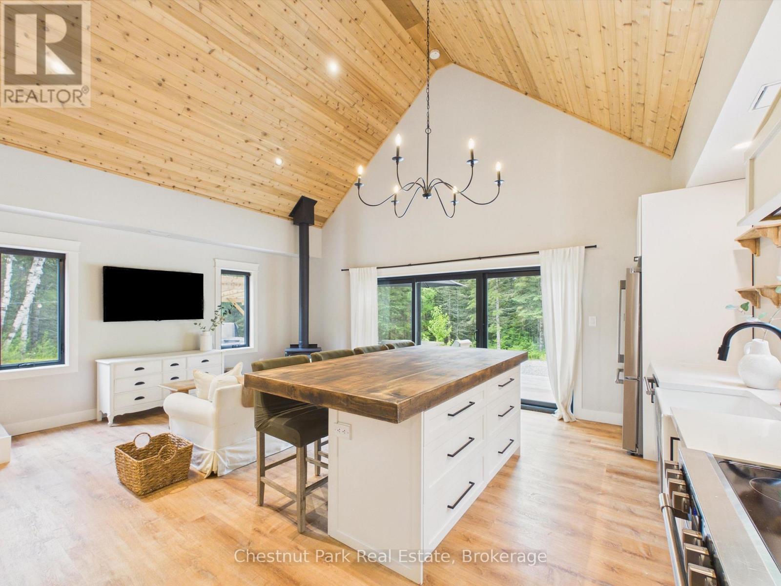 622 Fish Lake Road, Huntsville, Ontario P1H 2J6 - Photo 6 - X13476372