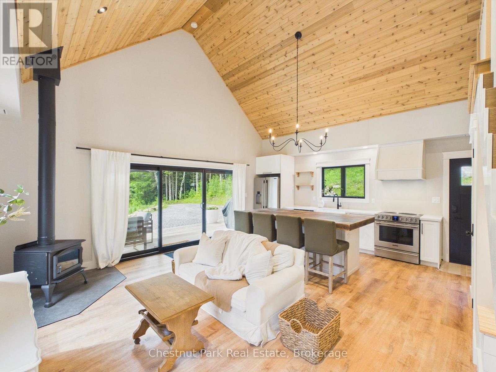 622 Fish Lake Road, Huntsville, Ontario P1H 2J6 - Photo 7 - X13476372