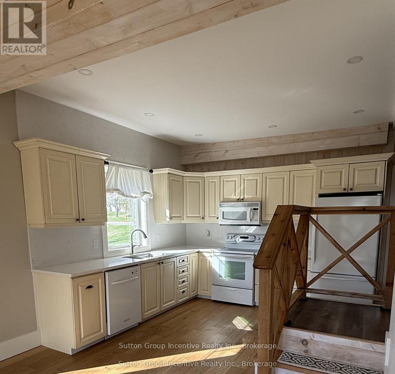 3161 Muskoka Rd 169, Muskoka Lakes, Ontario P0C 1A0 - Photo 8 - X13479506