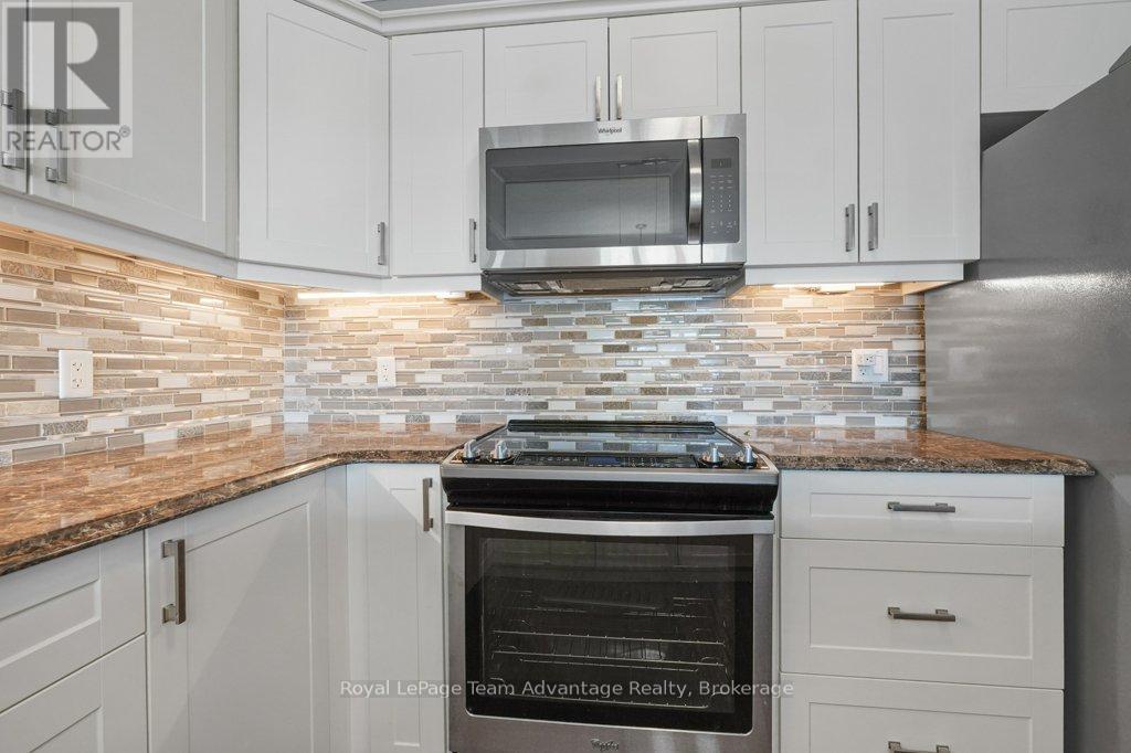 303 - 11c Salt Dock Road, Parry Sound, Ontario P2A 2W9 - Photo 15 - X13482754