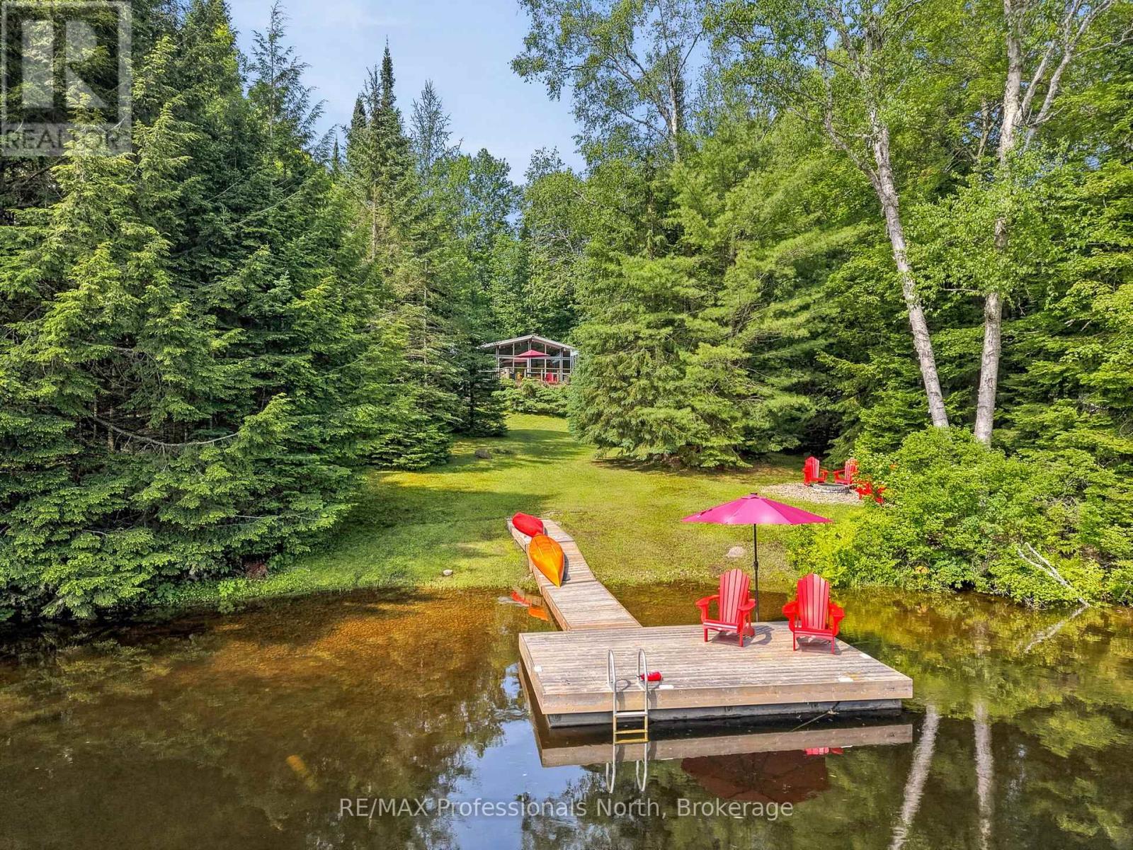 1245 Sherwood Forest Road, Bracebridge, Ontario P1L 1X3 - Photo 1 - X13484372