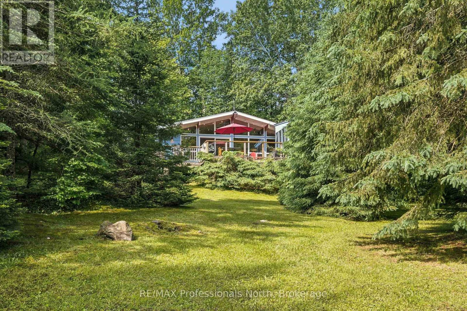 1245 Sherwood Forest Road, Bracebridge, Ontario P1L 1X3 - Photo 5 - X13484372