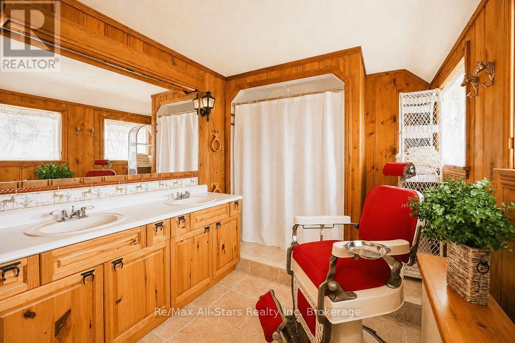 2383 60 Highway, Lake Of Bays, Ontario  P1H 2E5 - Photo 27 - X13485936