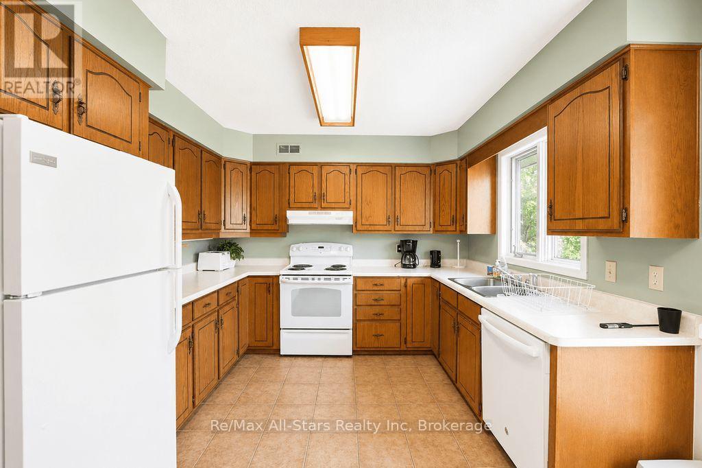 2383 60 Highway, Lake Of Bays, Ontario  P1H 2E5 - Photo 36 - X13485936