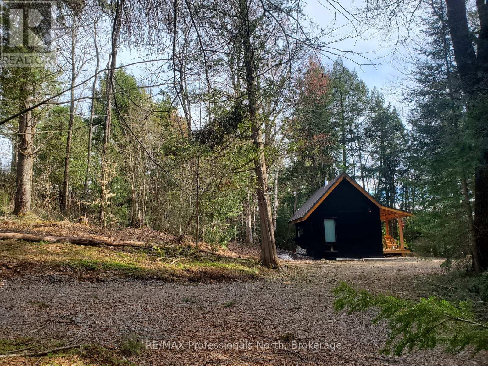 1460 Peterson Road, Bracebridge, Ontario P1L 1X1 - Photo 22 - X13486020