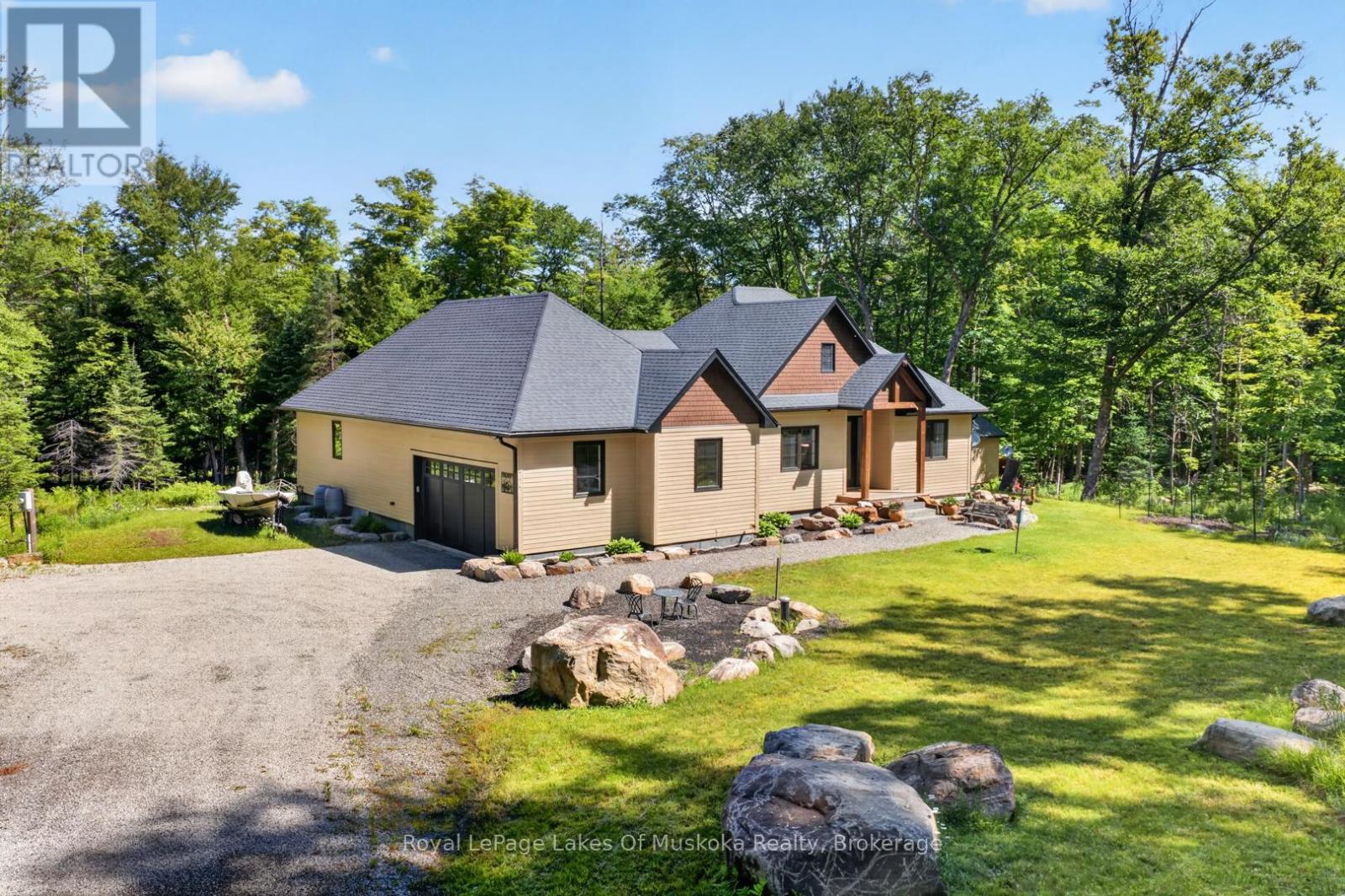 1129 North Portage Road, Lake Of Bays, Ontario  P1H 2J6 - Photo 1 - X13487128