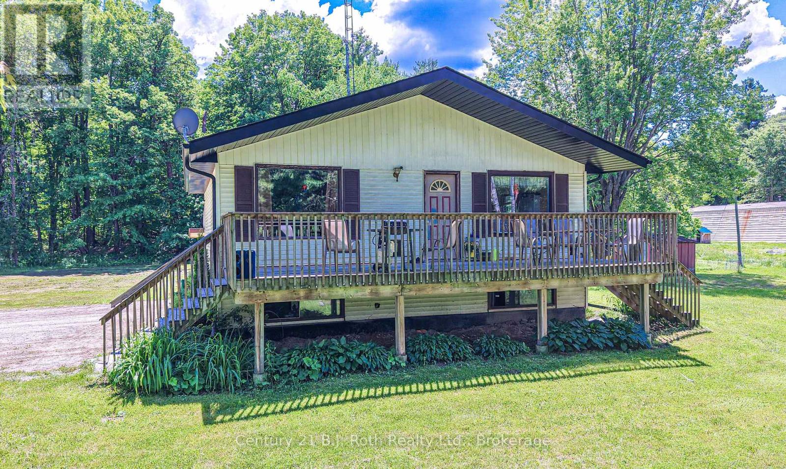 1423 Canning Road, Gravenhurst, Ontario P0E 1N0 - Photo 2 - X13489318