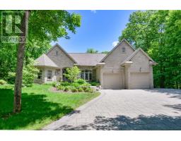44 ESTATE DRIVE, Muskoka Lakes, Ontario