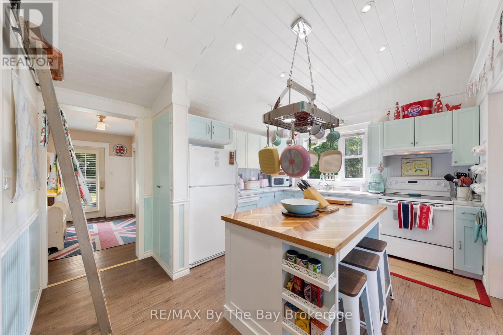 151 Macey Bay Road, Georgian Bay, Ontario  L0K 1S0 - Photo 21 - X13490372