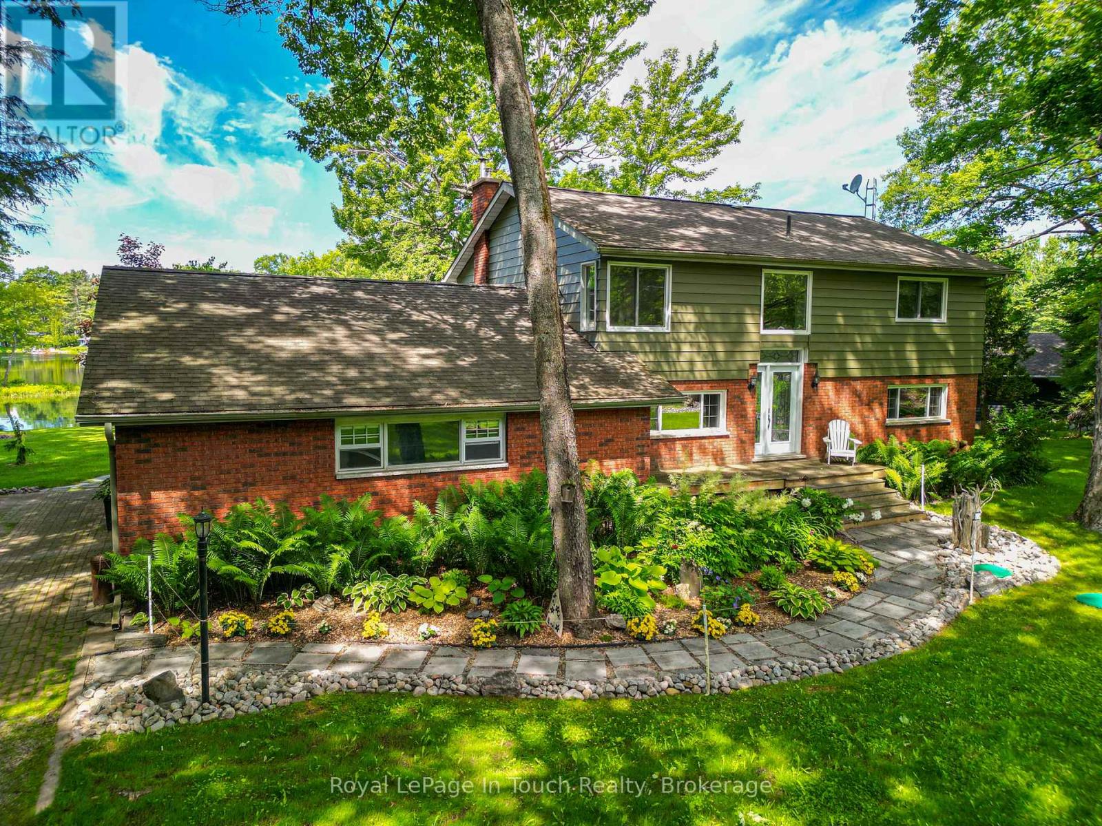 1464 Golden Beach Road, Bracebridge, Ontario  P1L 1W8 - Photo 3 - X13491430