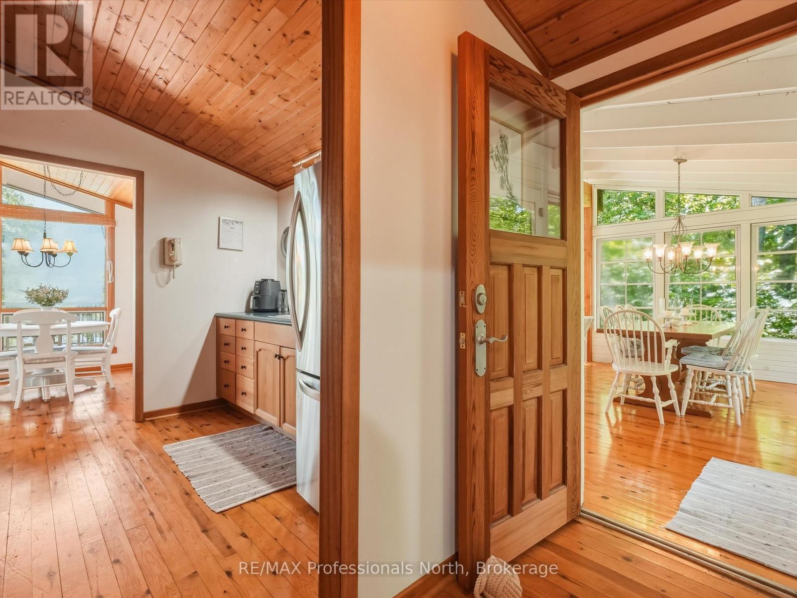 23 Taylor Island, Gravenhurst, Ontario  P1P 1R2 - Photo 11 - X13491704