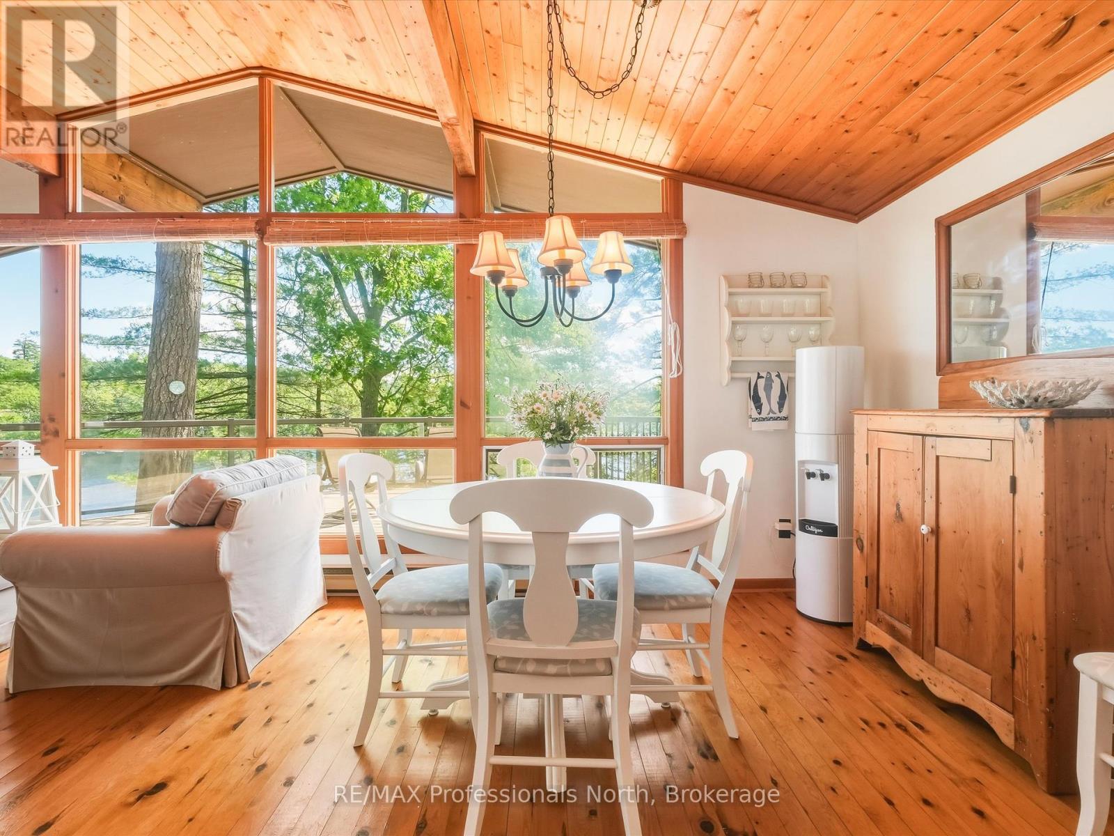 23 Taylor Island, Gravenhurst, Ontario  P1P 1R2 - Photo 12 - X13491704