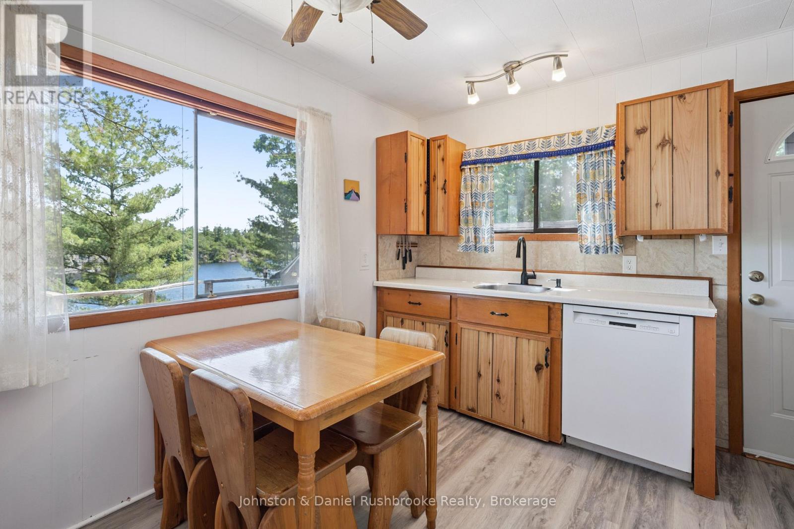 1277 & 1279 Woodland Drive, Gravenhurst, Ontario  P1P 1R2 - Photo 12 - X13492706