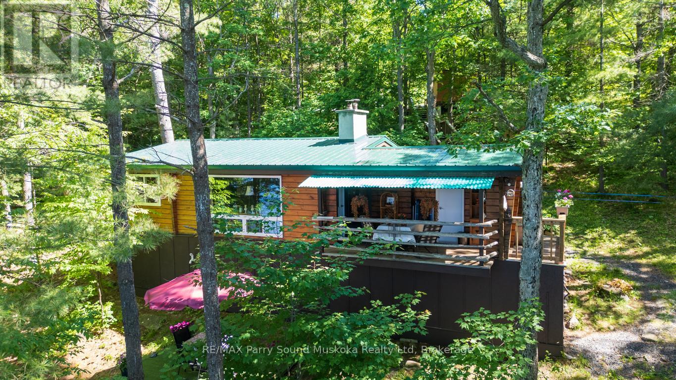 74b Kettunen Road, Seguin, Ontario P2A 2W8 - Photo 2 - X13492826