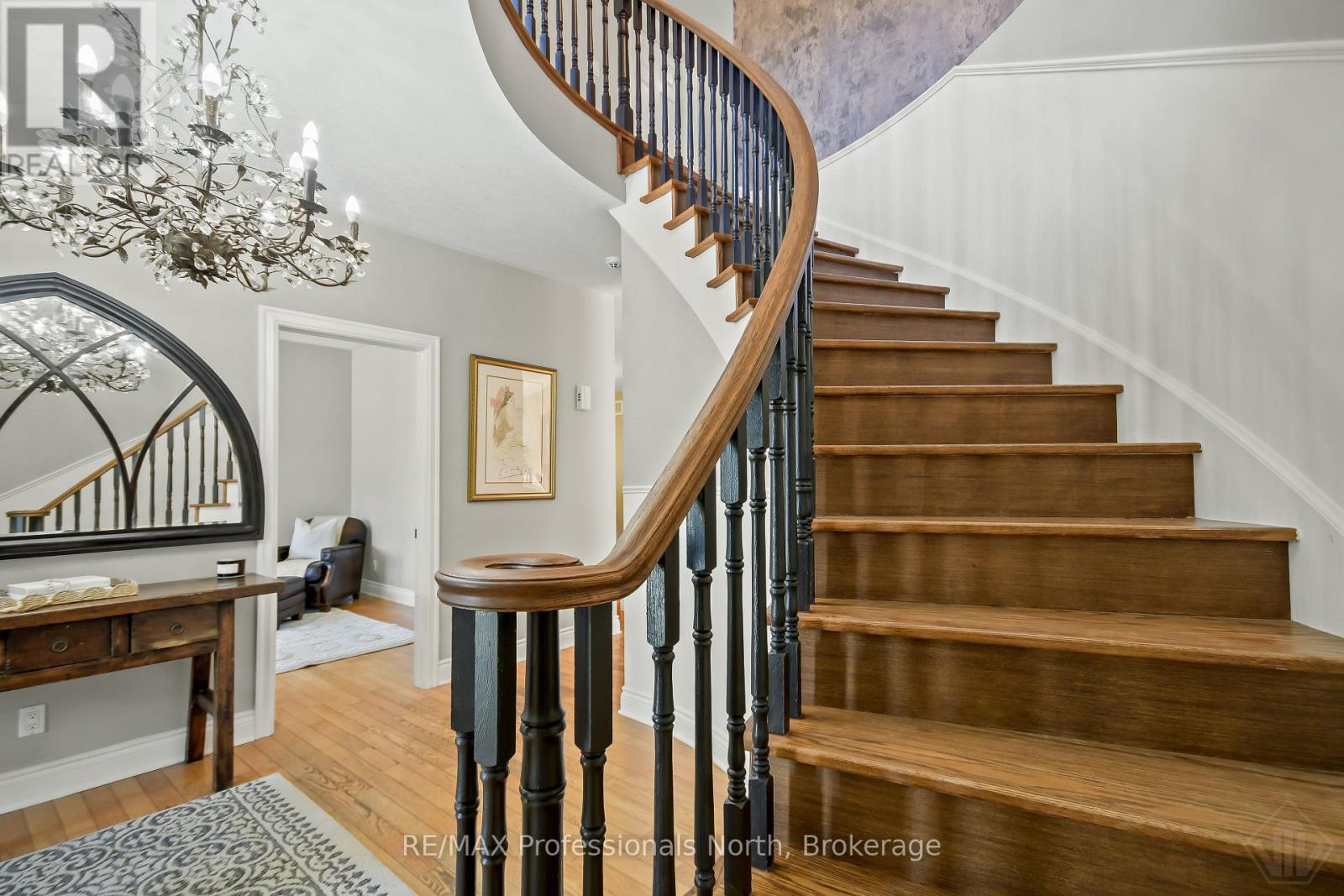 9 Melane Court, Bracebridge, Ontario  P1L 1X7 - Photo 2 - X13493794