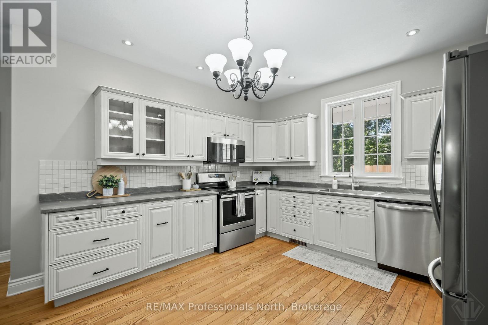9 Melane Court, Bracebridge, Ontario  P1L 1X7 - Photo 8 - X13493794