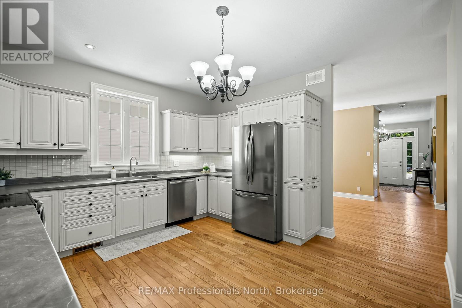 9 Melane Court, Bracebridge, Ontario  P1L 1X7 - Photo 9 - X13493794
