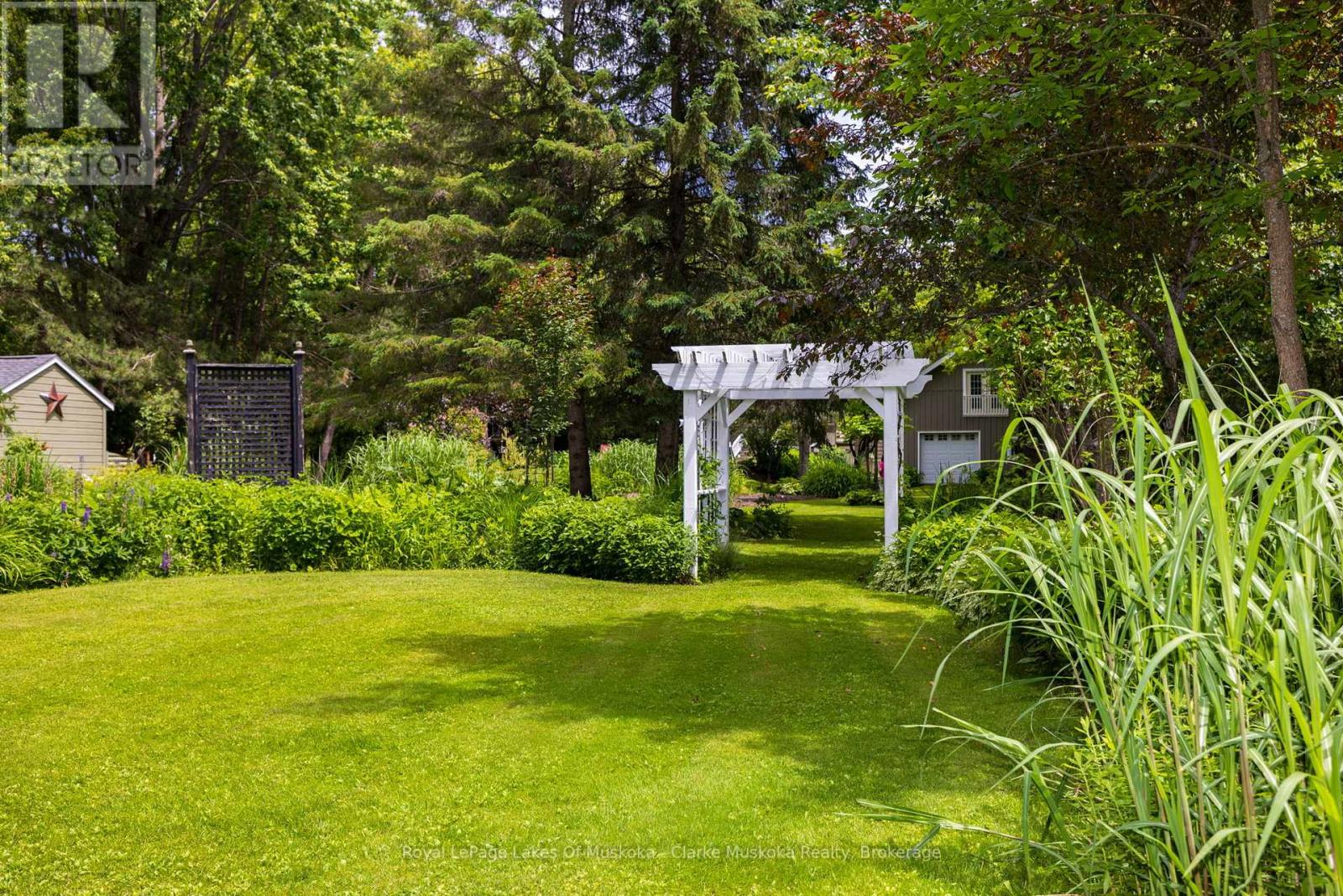 43 Maple St, Seguin, Ontario  P0C 1J0 - Photo 15 - X13494016